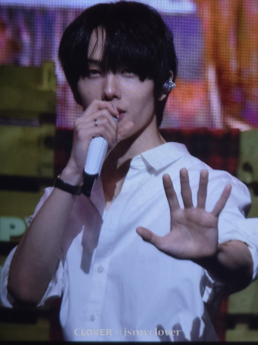 250220 JISUNG B-day PARTY 지성 생파 
오늘 지성 완전 왕자님이었잖아...❤
#nctdream #엔시티드림 #지성 #jisung