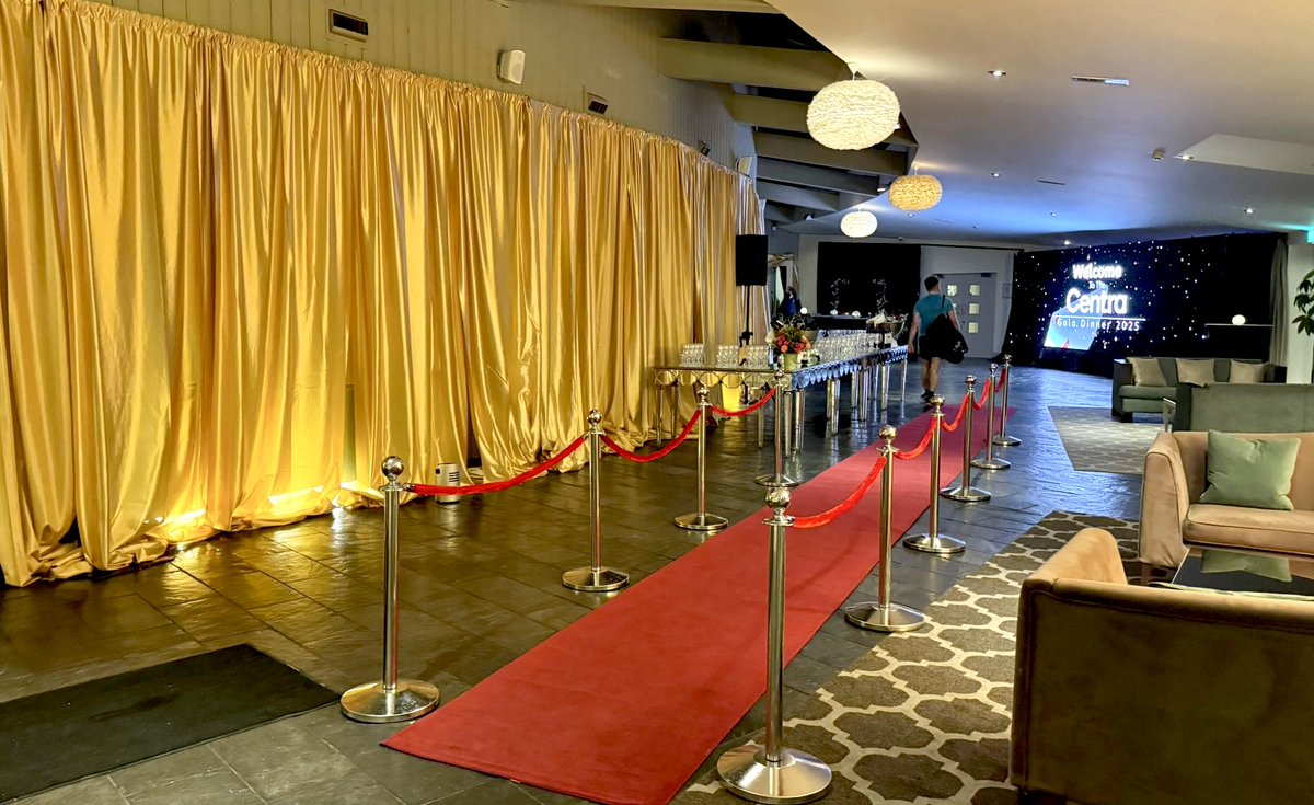 VinehallDisplay's tweet image. Delighted to deliver the Centra Conference in Killarney, for our long-time client. From staging to branding, we brought Centra&apos;s vision to life. Proud to continue our partnership with Musgrave year after year. Learn more: vinehall.ie

#eventproduction #conferencesetup