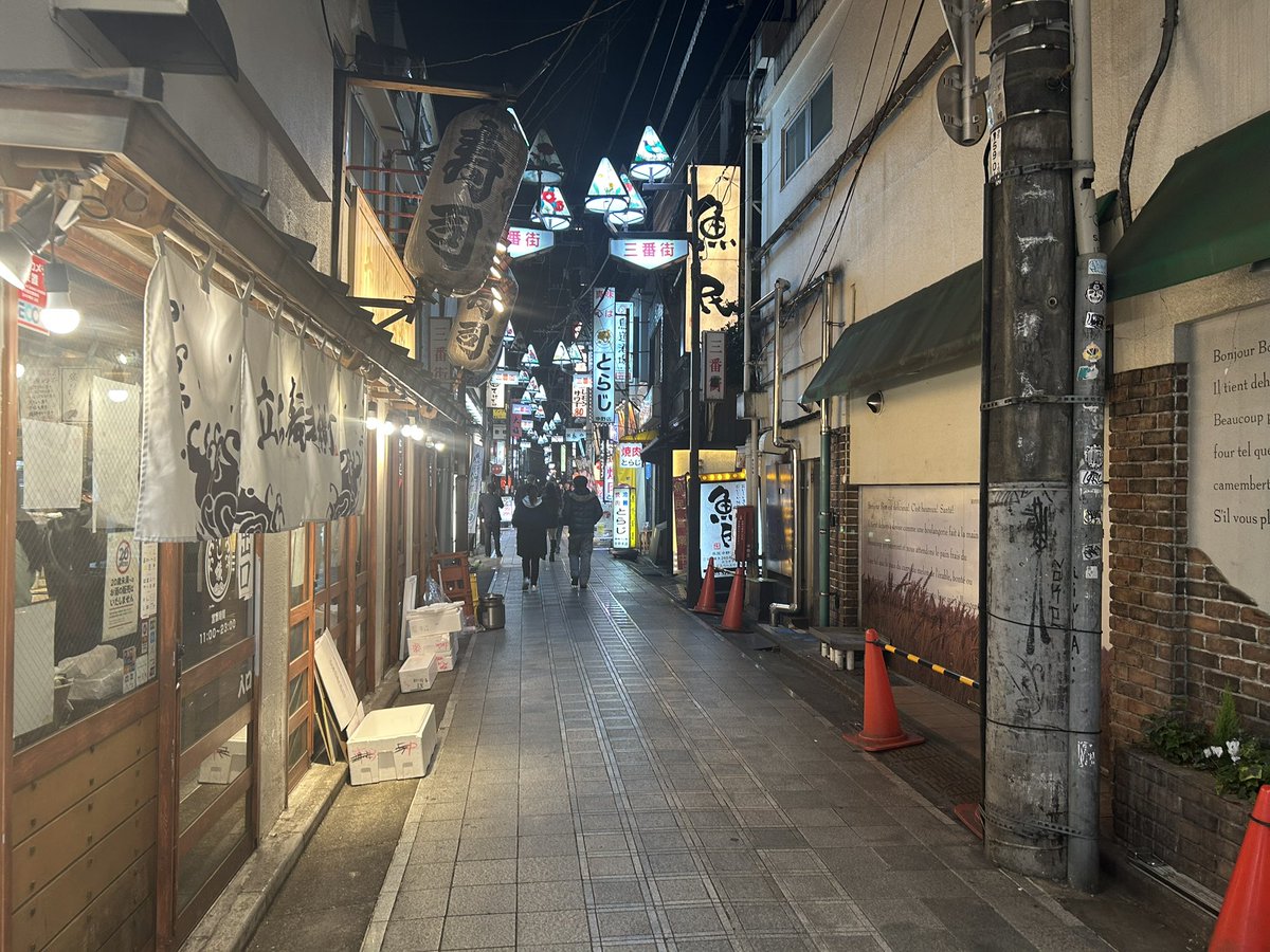 fighting gold tweet media