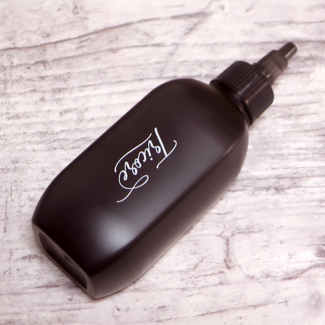 so492435's tweet image. Tricore温感ヘッドスパトリートメントは液体からクリームに変わり温感を感じる新感覚生トリートメント。 心地よい香りでじんわり温かい。液体だから髪になじみやすくクリーム状に変化することで栄養が密着するそう。
#PR #tricore #トリコレ #温感生トリートメント #トリコレでちゅるん髪 #韓国コスメ