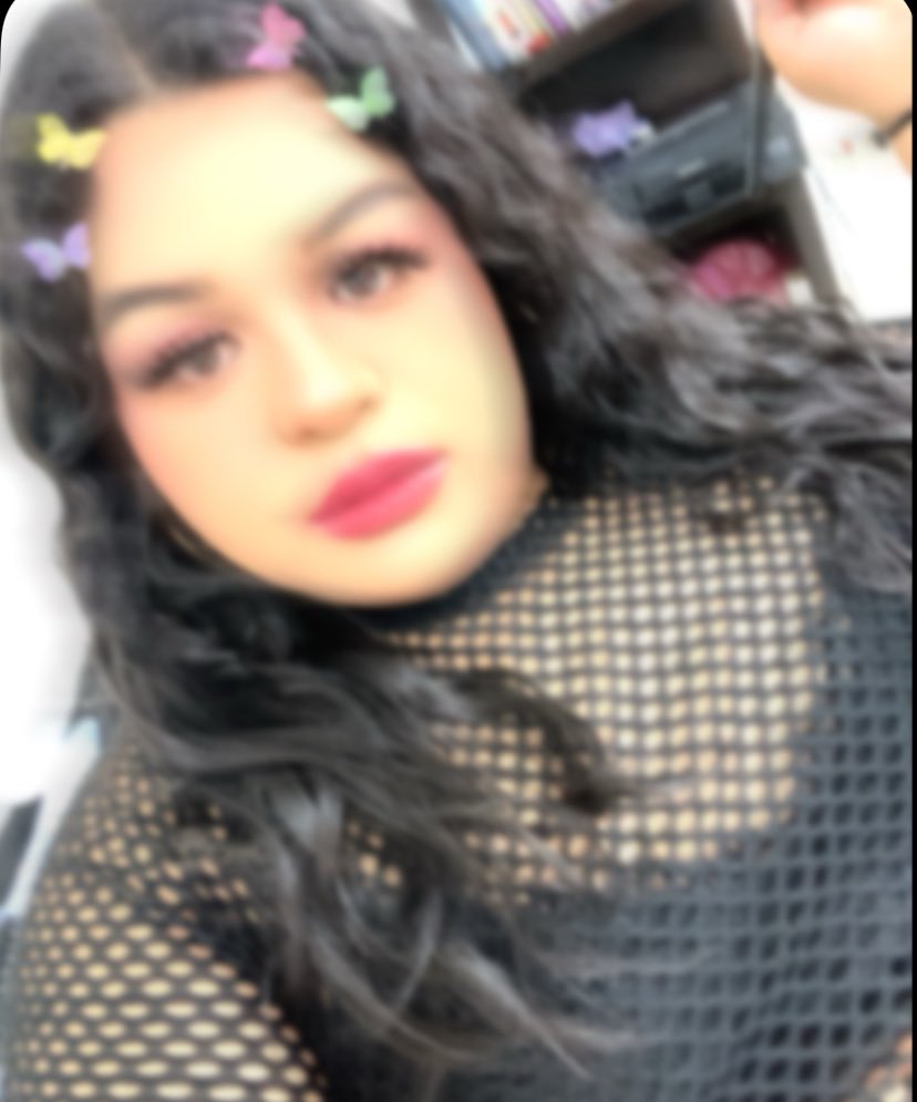 BriiYoss's tweet photo. Bonito día apóyame con un RT https://t.co/T2won9XW9L