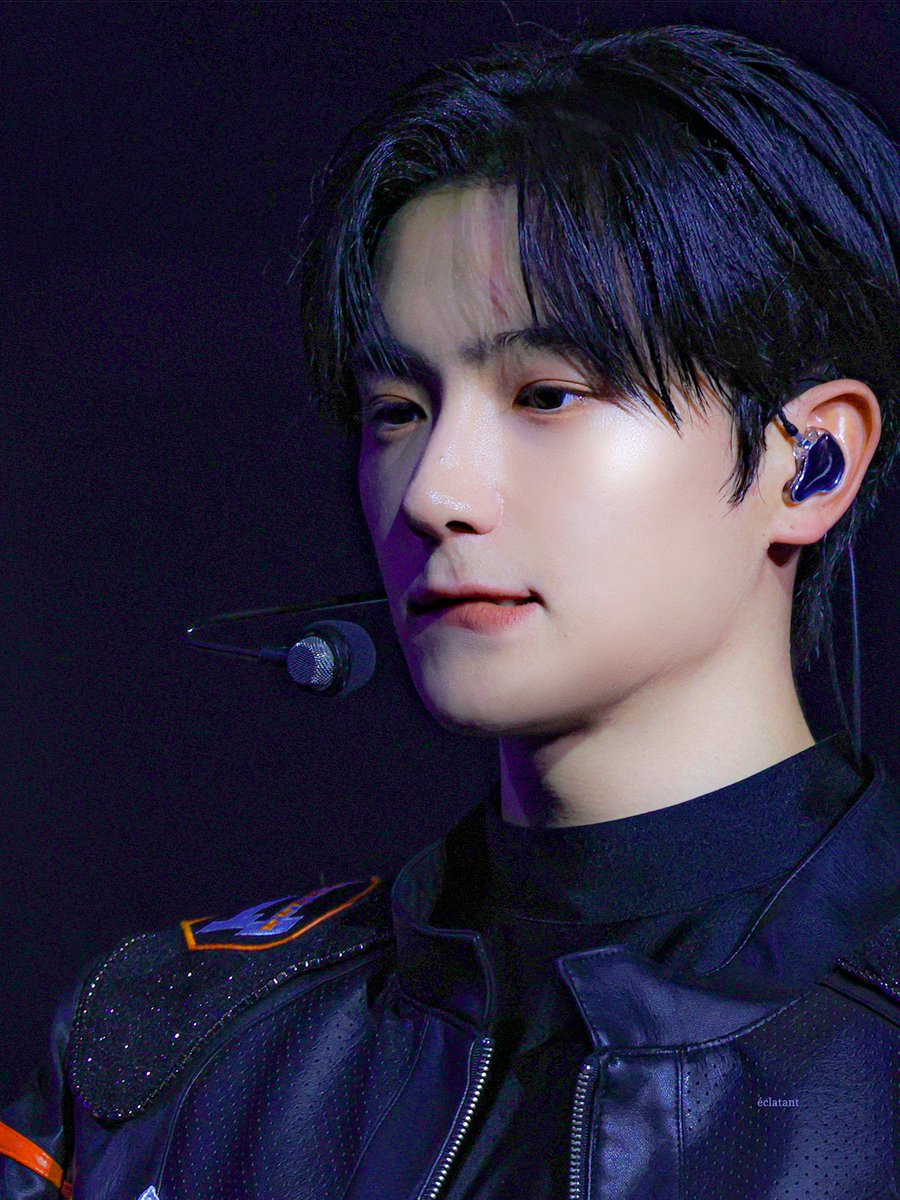 250202 bump_&amp;_love

#더보이즈 #현재 #THEBOYZ #HYUNJAE #이재현