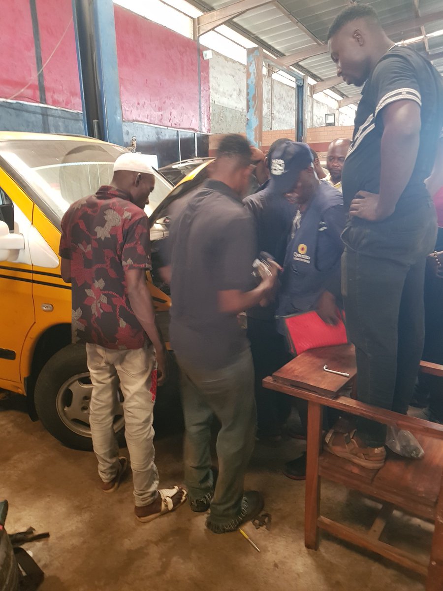 waleolawhales's tweet image. Day 2 of PiCNG CNG Conversion training is ongoing. Our Cooperative Community members are learning from the expert @AutomedicsLimited in Lagos
#CNGconversion #CooperativeCommunity
#EmpowermentThroughTraining