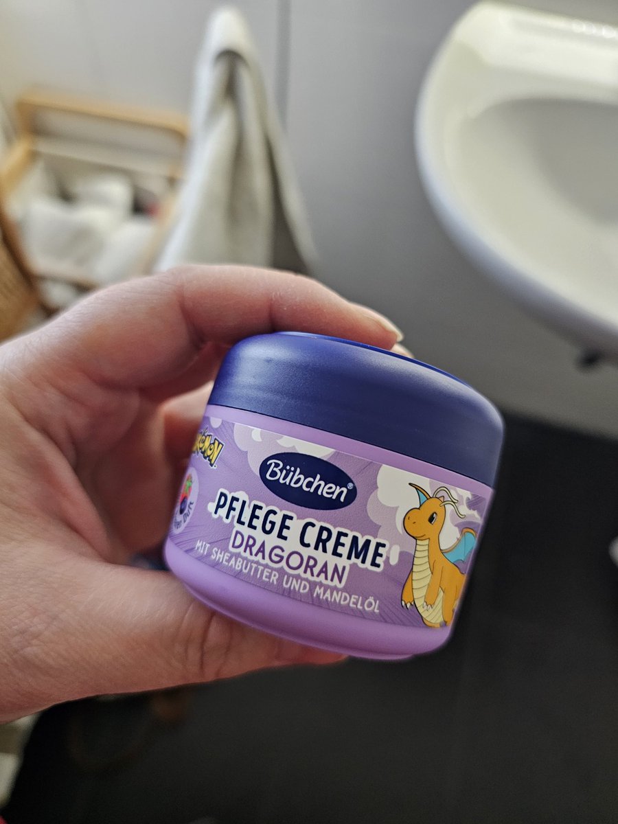 Ich Verpackungsopfer.. andererseits riecht es echt gut 😆