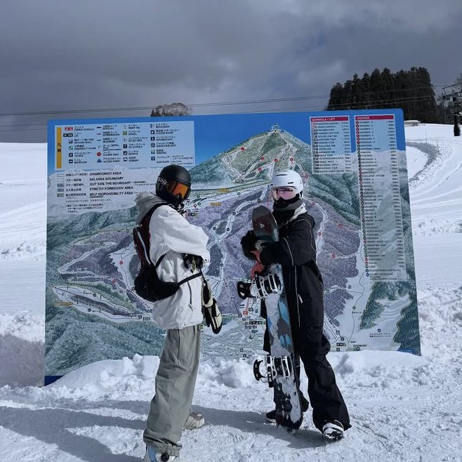 Hojung &amp; Hyeji 👯‍♀️💗