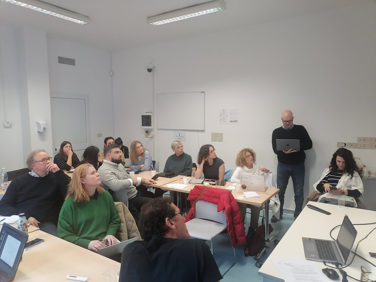 Time flies when you're having fun! And work...and lots of focaccia! 😊

On the 2nd part of our meeting in Genoa, we...
☑️Discussed our progress, lessons &amp; mistakes
📝Learned about financial &amp; scientific reporting
🧪Checked out the cells in the bioreactors we tried to innoculate