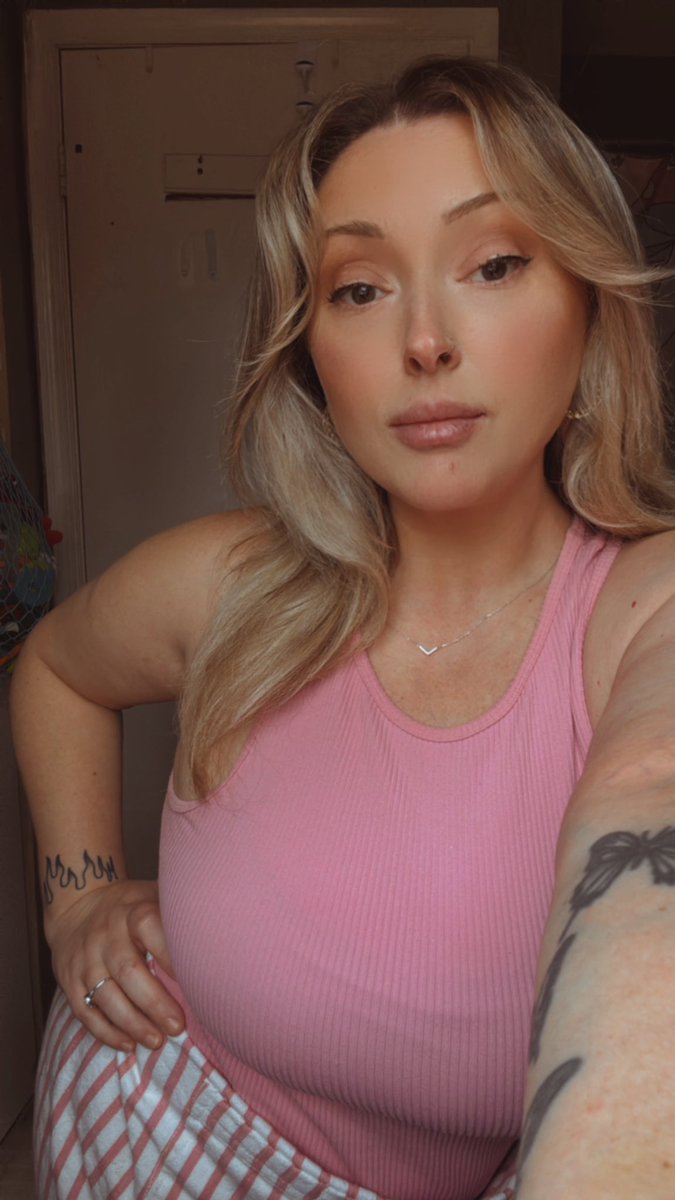 knama's tweet photo. If you want a personal naughty photo or video send me a tip on cash app! As always all my content is on OF for only $14! https://t.co/sj8ys5m4Jr #onlyfans #hotgirls #bigboobs #bigbooty #twerking #trump #ElonMusk #elon #hamas #bitcoinpepe #kash https://t.co/lWbH3BQDnl