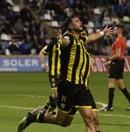 <a href="/MrAngeloValdes/">Will</a> <a href="/Adrianrevilla_/">Adrian Revilla</a> SIEMPRE! 
Ánimo!