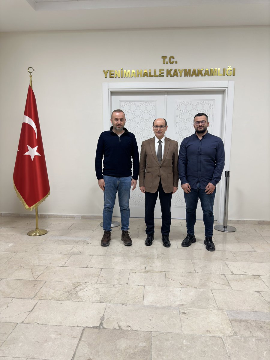 Andırın’ın yetiştirdiği vatan sevdasıyla görev yapan kıymetli Kaymakamımızı ziyaret edip memleket hasreti giderdik.  Allah kolaylık versin. Görevinde muvaffakiyetler dilerim.  <a href="/T_Kurtbeyoglu/">TahsinKURTBEYOĞLU</a>