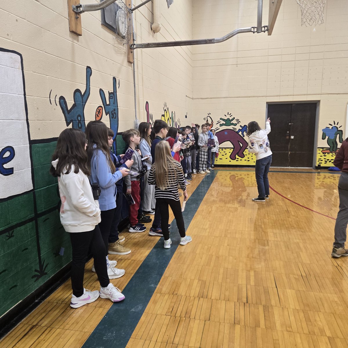 MrsRobertsonKIS's tweet photo. Nature Scopes Binocular Astronomy Program!  We loved the inflatable Planetarium!  @GeaugaParks @KenstonSchools @KenstonKMS @kelly_kris_ https://t.co/6gyHAQd8dV