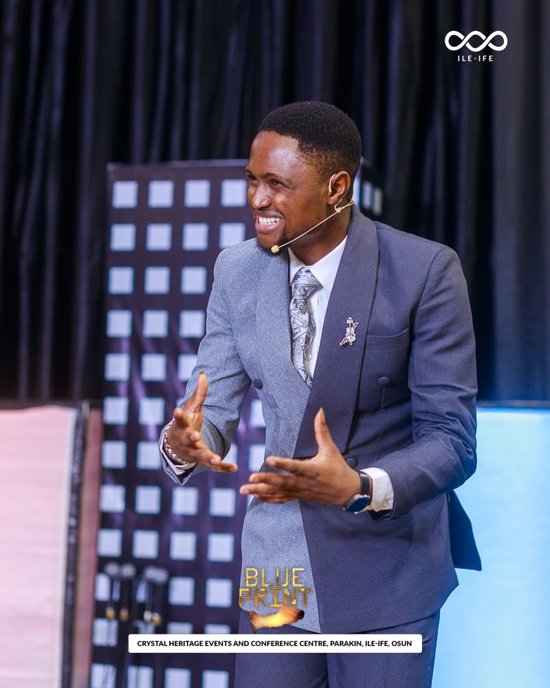 I make the best suits (@john_adefisayo) on Twitter photo Happy to have created this beautiful masterpiece for my pastor <a href="/mr_ayokay/">Ayokay | Bondservant of Christ</a>
I’ve got more amazing duotone suit designs. Kindly shop via DM or 09032028344 on WhatsApp. Let’s work.
Lastly, I’ll appreciate a repost. Thank you 🥰 Happy to have created this beautiful masterpiece for my pastor <a href="/mr_ayokay/">Ayokay | Bondservant of Christ</a>
I’ve got more amazing duotone suit designs. Kindly shop via DM or 09032028344 on WhatsApp. Let’s work.
Lastly, I’ll appreciate a repost. Thank you 🥰