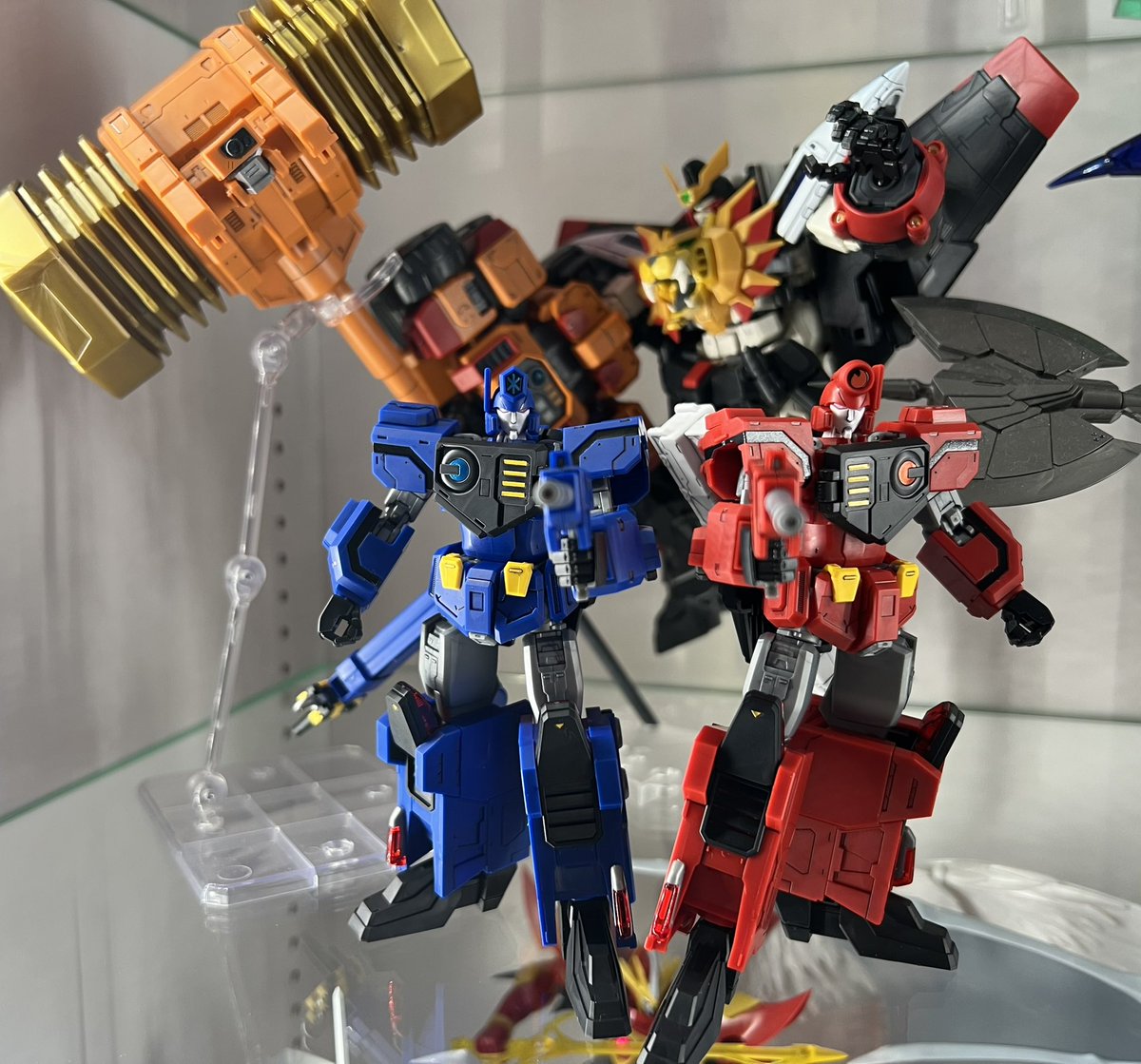 HG超竜神完成！！
2機作るの時間かかった…
でもかっこいい！！٩(ˊᗜˋ*)و
問題は飾る時に合体させるか…悩むなҨ(´-ω-｀)