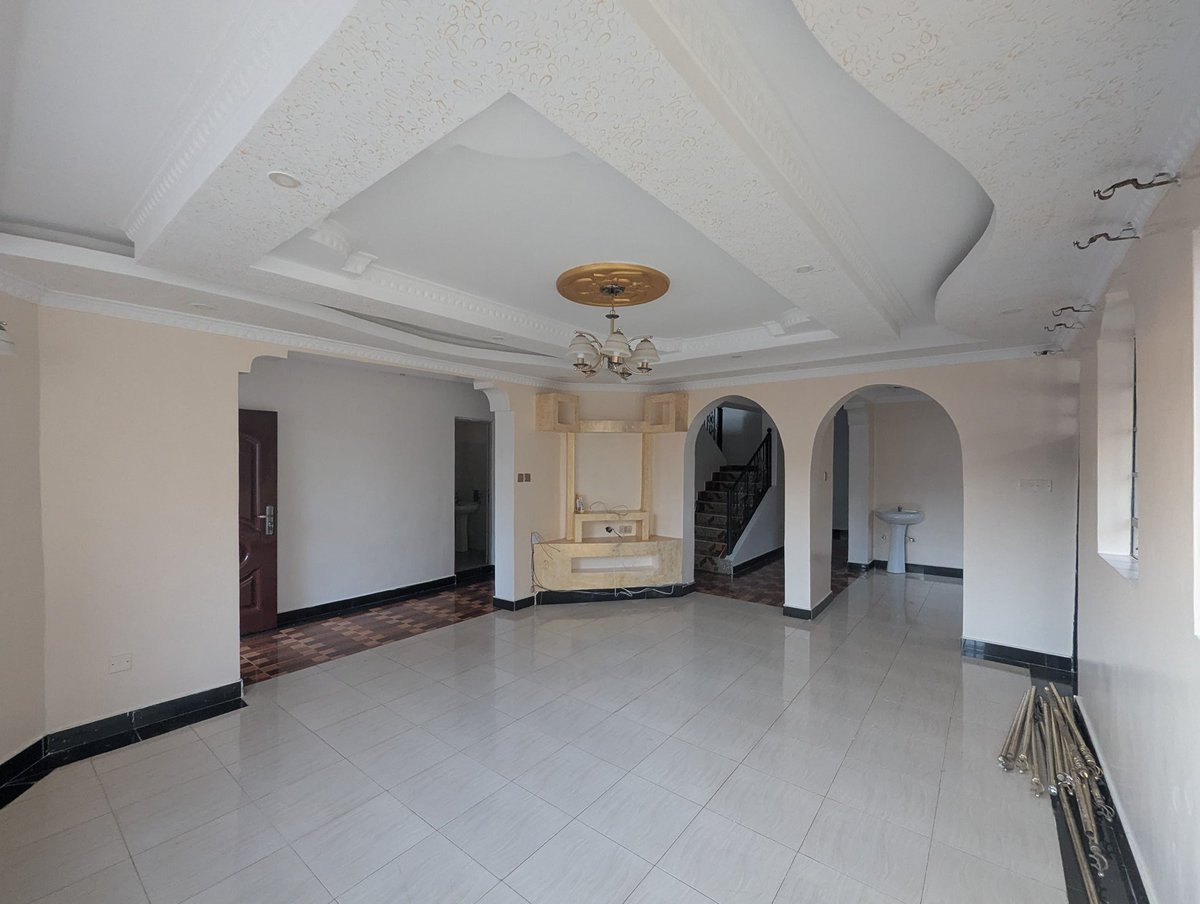 Reigman_ltd's tweet photo. MEMBLEY 5 BEDROOM TO LET!!!🤩

📌5 minute drive from Super Highway
📌4 Bedroom’s En-suite
📌Modern Interior 
📌Gypsum Ceiling 
📌Family room
📌Spacious compound (40*80)
📌Safe neighborhood (Gated community)

Monthly rent: Kshs.82,000

Call 0708534041/ 0728150833 for viewing https://t.co/bL9KLGDJgn