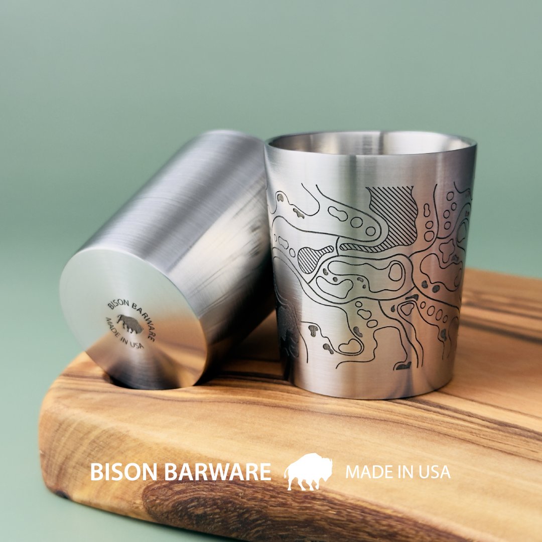 On sale now, personalized golfing shot glasses: bisonbarware.etsy.com/listing/183176…

#madeinusa #americanmade #golf