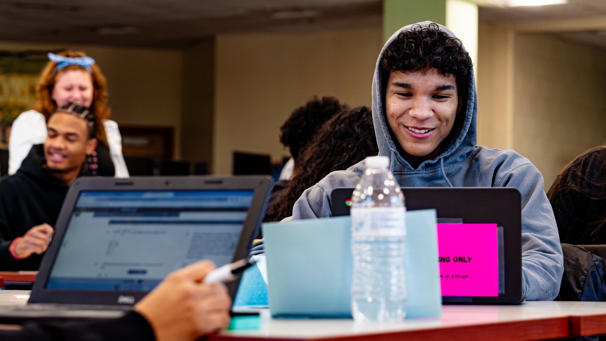 pvdschools's tweet image. @Official_JSEC  students are making the most of their winter break with SAT prep! Partnering with Cambridge Tutoring, SAT “Boot Camp” builds strong test-taking skills opens doors to college opportunities and future success. ❄️📝📕