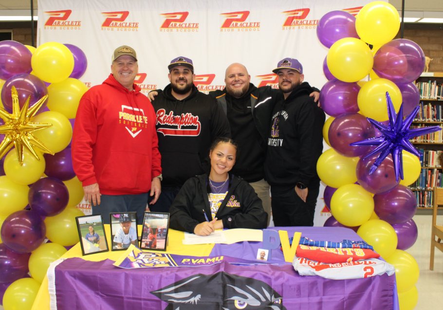 katelynyoung02's tweet photo. A lady panther💛💜🐾 @CoachVLB @pvamusoftball @CoachBandin https://t.co/qZKnGdieGr