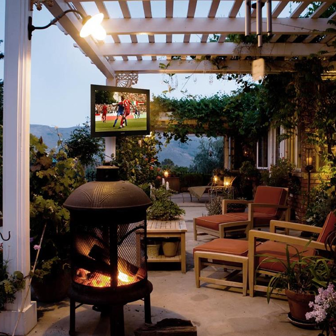 Take your hosting and home entertainment to the next level in 2025! Find out how to set up multi-room video with a home theater receiver from our experts: 🔗 crutchfield.com/r/ETQ