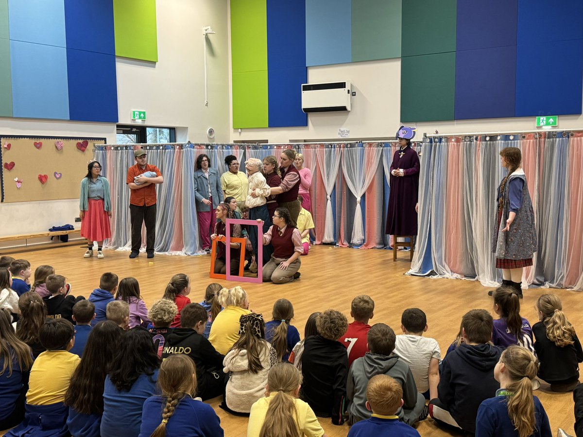 Ysgol-Y-Graig Community Primary (@yygprimary) on Twitter photo Thank you to <a href="/RWCMD/">Royal Welsh College of Music & Drama</a> for today’s performance. The children loved it!!! Thank you to <a href="/RWCMD/">Royal Welsh College of Music & Drama</a> for today’s performance. The children loved it!!!