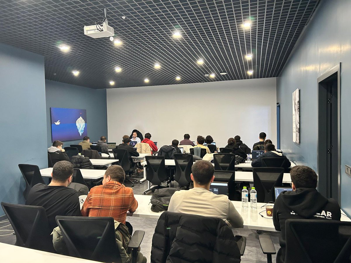 Zonguldak Bülent Ecevit Üniversitesi (BEUN) Siber Vatan Yetkinlik Merkezi ev sahipliğinde gerçekleştirilen ve Türkiye'deki 14 farklı üniversiteden öğrencilerin katıldığı "Siber Vatan Bug Bounty Metodolojileri Eğitimi", başarıyla tamamlandı. 💻 

🧑‍💻Haberin detayları için