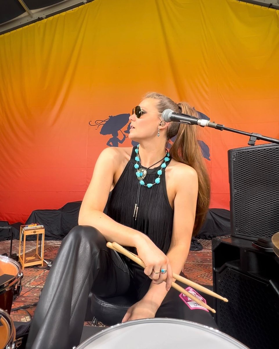 InnovativePerc's tweet photo. The IP-5A Vintage Series sticks are @kayleighmoyer's go-to sticks for her latest tour with @raelynnofficial.๐ฅ
๐ธ: @kayleighmoyer
#WeAreInnovativePercussion #InnovativePercussion #IPfamily #drumset https://t.co/YUHEADooLK