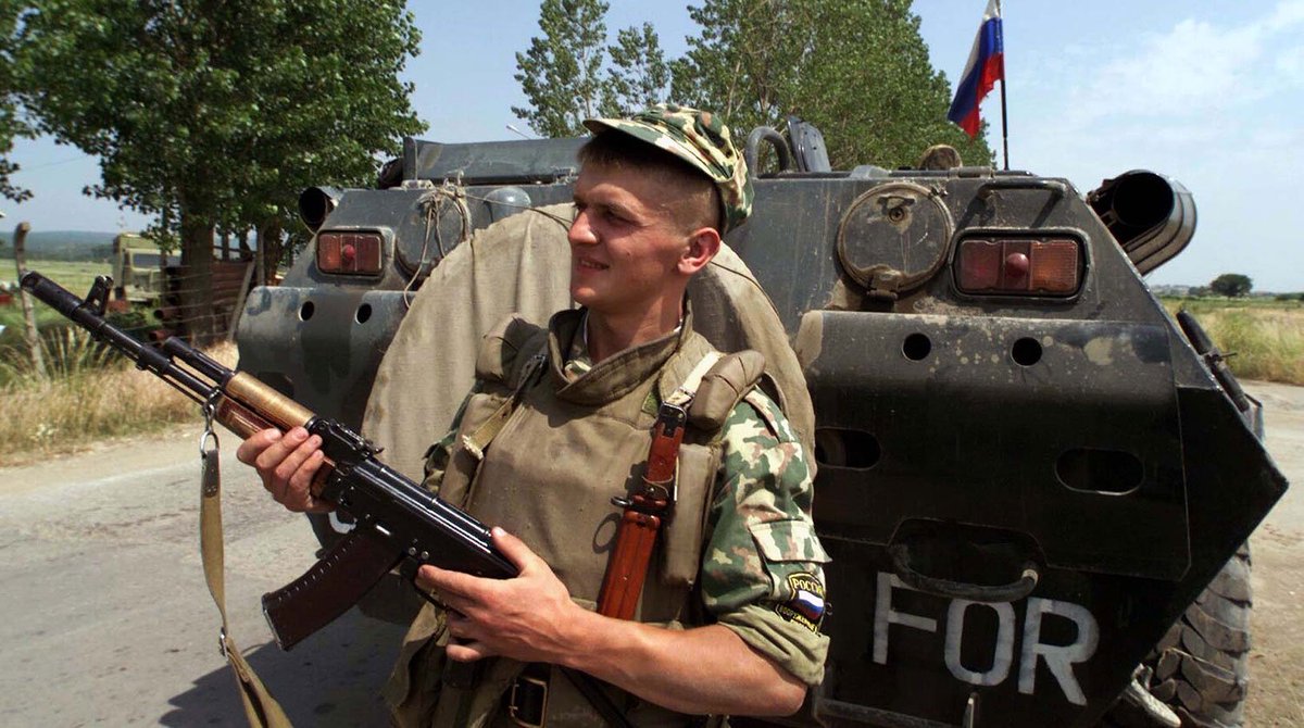Thread with photos of Russian peacekeepers in Yugolsavia