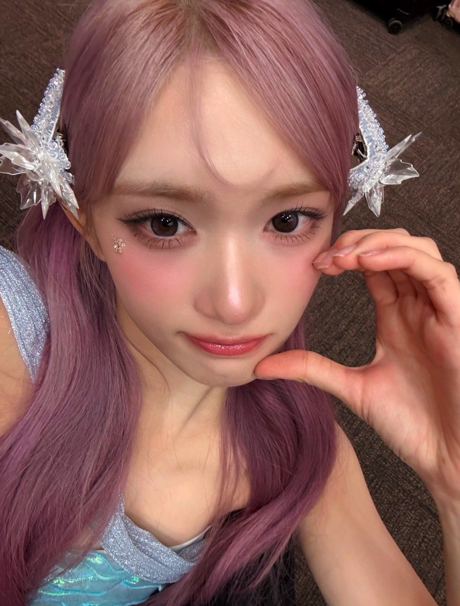 IVE_schedule_'s tweet photo. 🍇 HAPPY LEESEO DAY 🍇

2월 21일(금) 🎂이서 생일

#HappyLEESEOday
#GrowingWithLeeseo
#애기니의_10대_마지막_생일 
#눈부실_이서의_미래를_함께할게 https://t.co/lkA4uw6sZ4