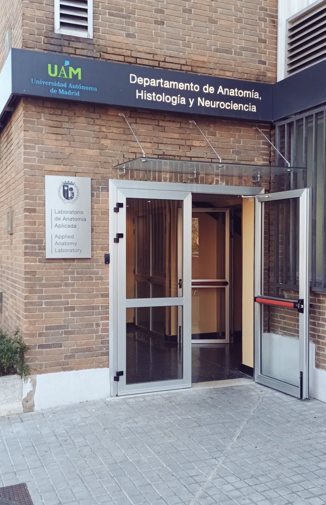 Arrancamos la 13a edición <a href="/CursoTxThiel/">TxThiel26</a> en <a href="/UAM_Madrid/">UAM Autónoma Madrid</a> !!!
Curso simulación en la cirugía de extracción, preparación en banco y trasplante renal en cadáver preservado mediante técnica de W. Thiel y simuladores.