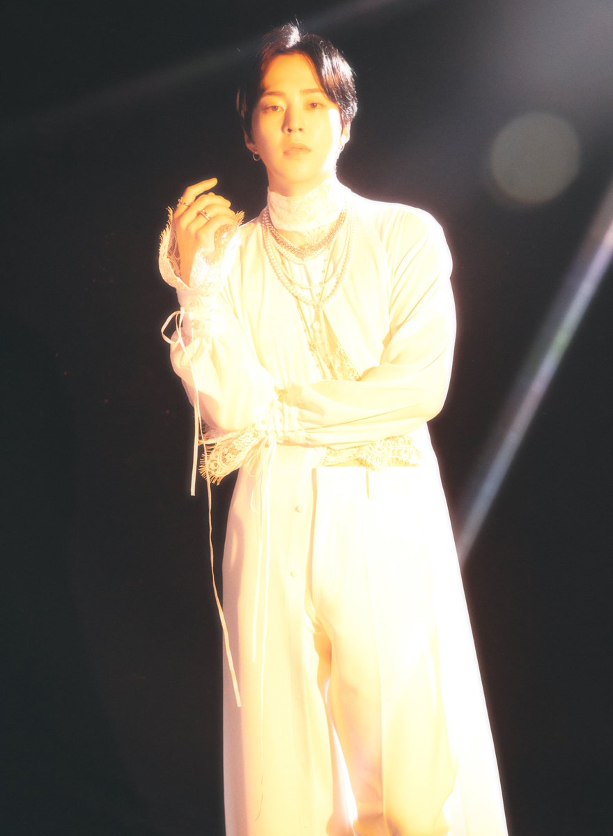 Teaser Image #3
 
시우민 (XIUMIN)
'Interview X - The 2nd Mini Album'
2025.03.10 6PM (KST)
 
#시우민 #XIUMIN #InterviewX #WHEE