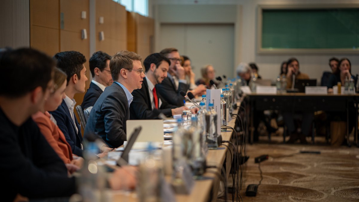 We’ve entered the second half of today’s consultations on the UN #PBAR2025. The brainstorming sessions in the breakout rooms have been very lively, bringing forward key recommendations from civil society.

It’s time to bring everything together!

📸 Some snapshots from the event!