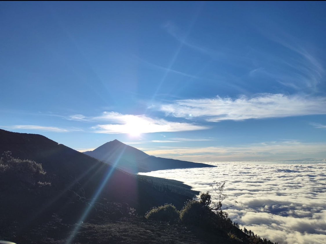 benchijigua's tweet photo. Vista del Teide! Increíble https://t.co/drmUONqChv