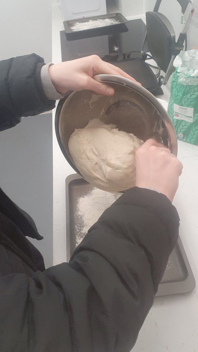 SaskaSouthAyr's tweet image. Cooking up a storm at SASkA this week. We are very proud of our Tiger Bread...how amazing does this look?! 🍞 😋 👩‍🍳 👨‍🍳 
#skillsforlife
#collaborativecooking
#homemadebread