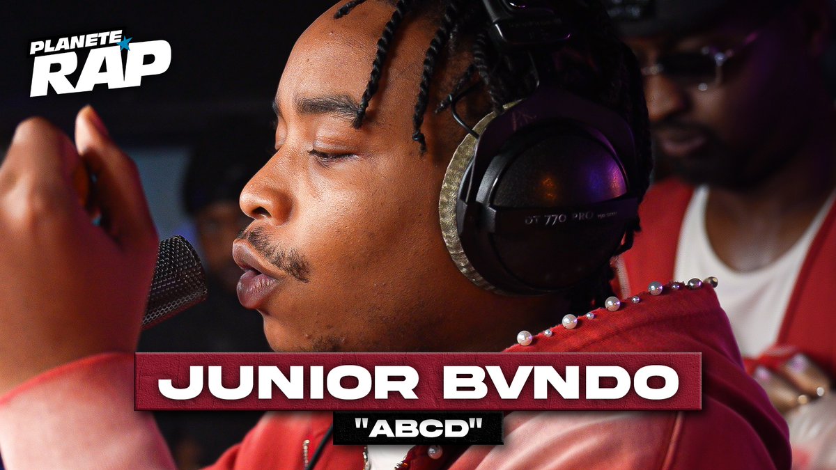 Planete_Rap's tweet photo. 🔴 LIVE - Junior Bvndo @SkyrockFM 

( cc @Laurentbouneau @fredmusa)

📹 https://t.co/mCrgoW0lf3 https://t.co/DNIs3YkZwH