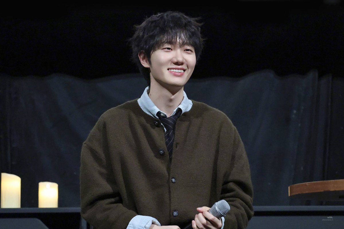 withphenomenonh's tweet photo. 241220 CCIN ONCE

#하현상 #현상 #Hahyunsang
#스쳐가는_계절_현상이와_우리가_만난_7년 https://t.co/AcWqhVf6uR