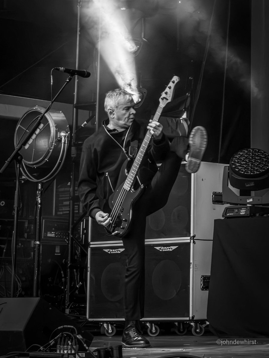 kiyo_1013's tweet photo. Happy Birthday to The one and only bass player Jean Jacques Burnel.
JJ、73歳のお誕生日おめでとうございます✨️

Photo by Johndewhirst📸
 #ストラングラーズ https://t.co/hL29o6WmUB