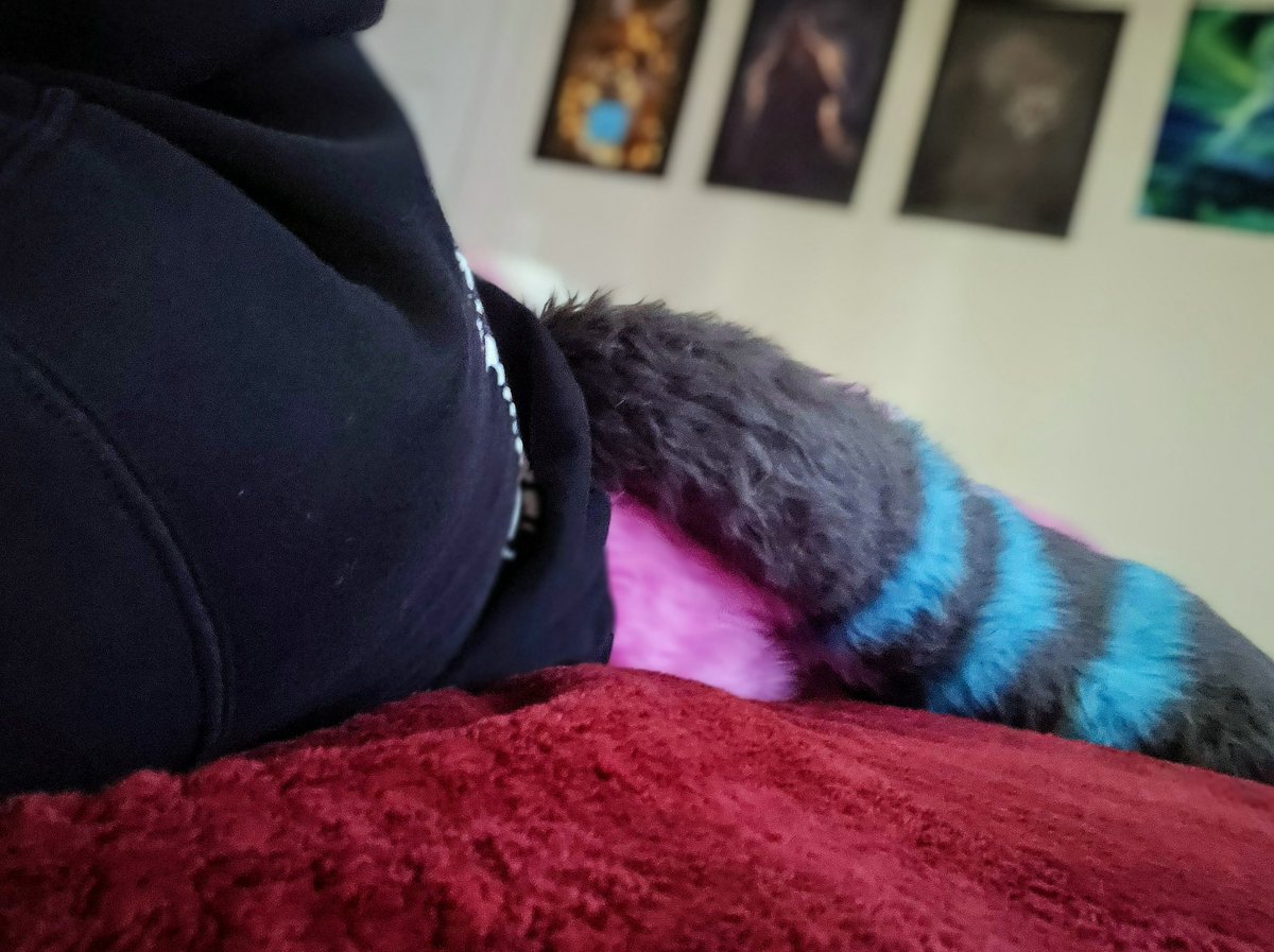 come over, my parents aren't home~😘