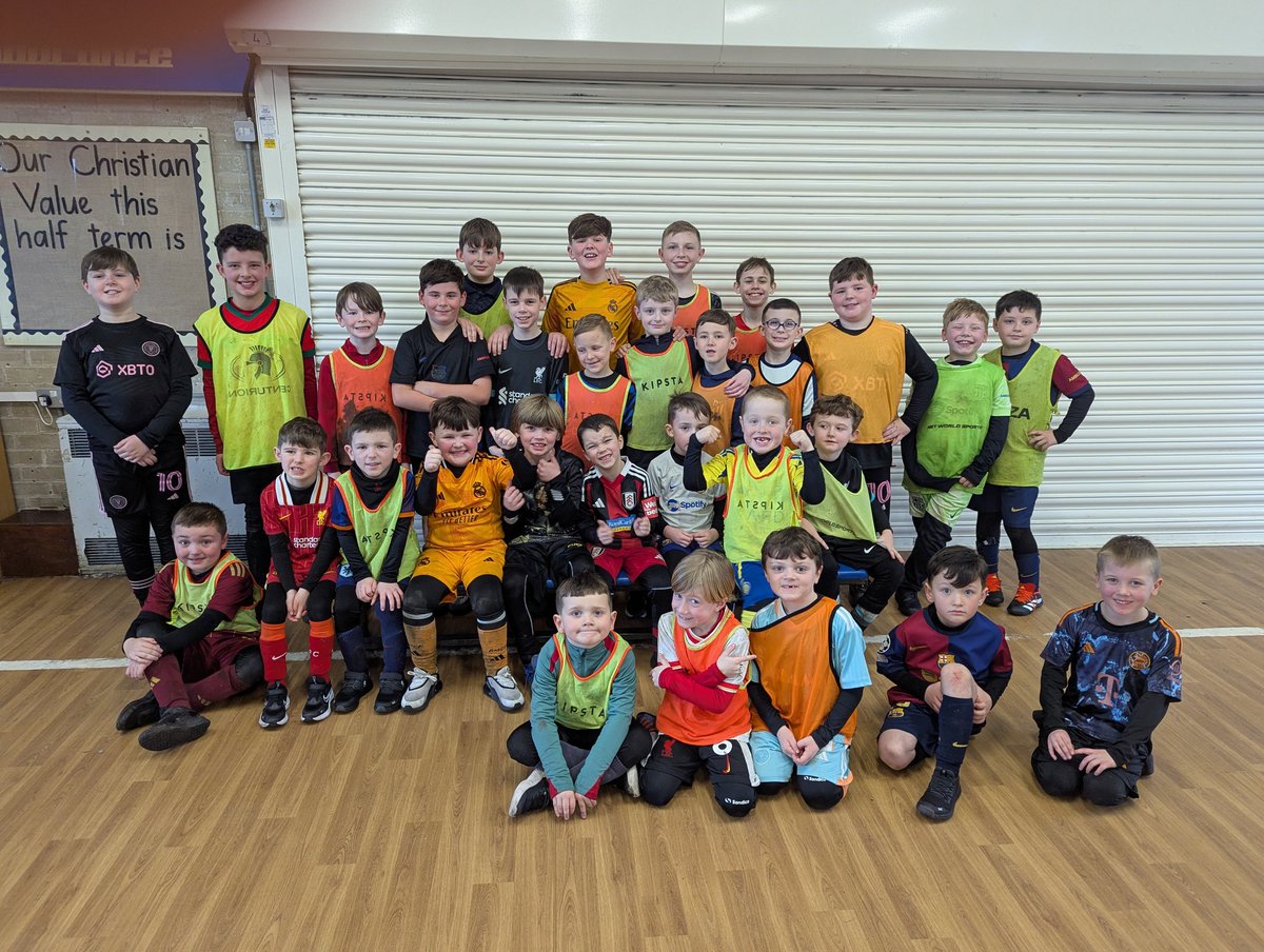 Thank you to all who attended our Rainhill FFC this week 🙌⚽. We've had total contrasts in weather over the 3 days but we've seen the kids keeping their spirits up and enjoying their footy. Well done all 👏
.
Have a great rest of the half term and hope to see you anext time 🤞👍