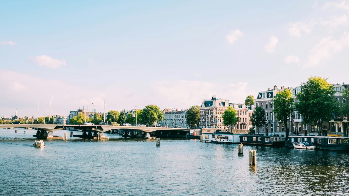 Het bestuur van Waterschap Amstel, Gooi en Vecht neemt verantwoordelijkheid, erkent de fouten en maakt excuses over de problemen rond de belastingaanslagen, zoals de Nationale Ombudsman adviseerde. Maar de belastingen moeten nu wel geïnd worden h2owaternetwerk.nl/h2o-actueel/ag…
