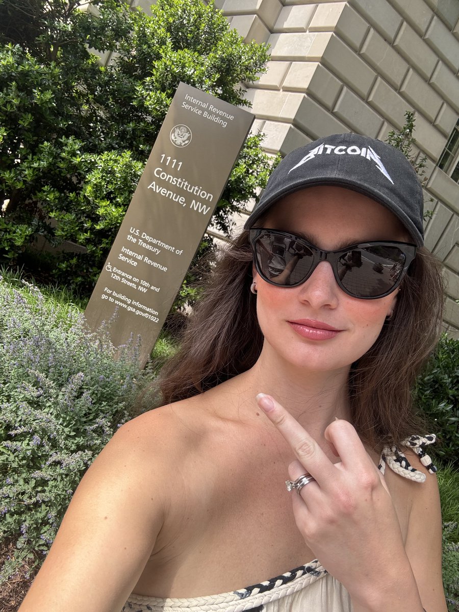 CARLA⚡️ tweet media