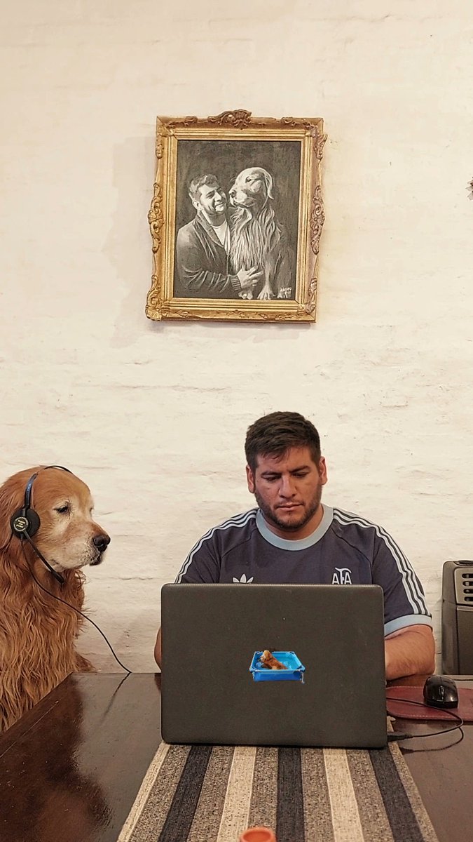 alanchantt's tweet photo. Bueno me mandaron a hacer home office para que Ayrton no me extrañe tanto y ahora se convirtió en mi supervisor. https://t.co/eDEIn93V8I
