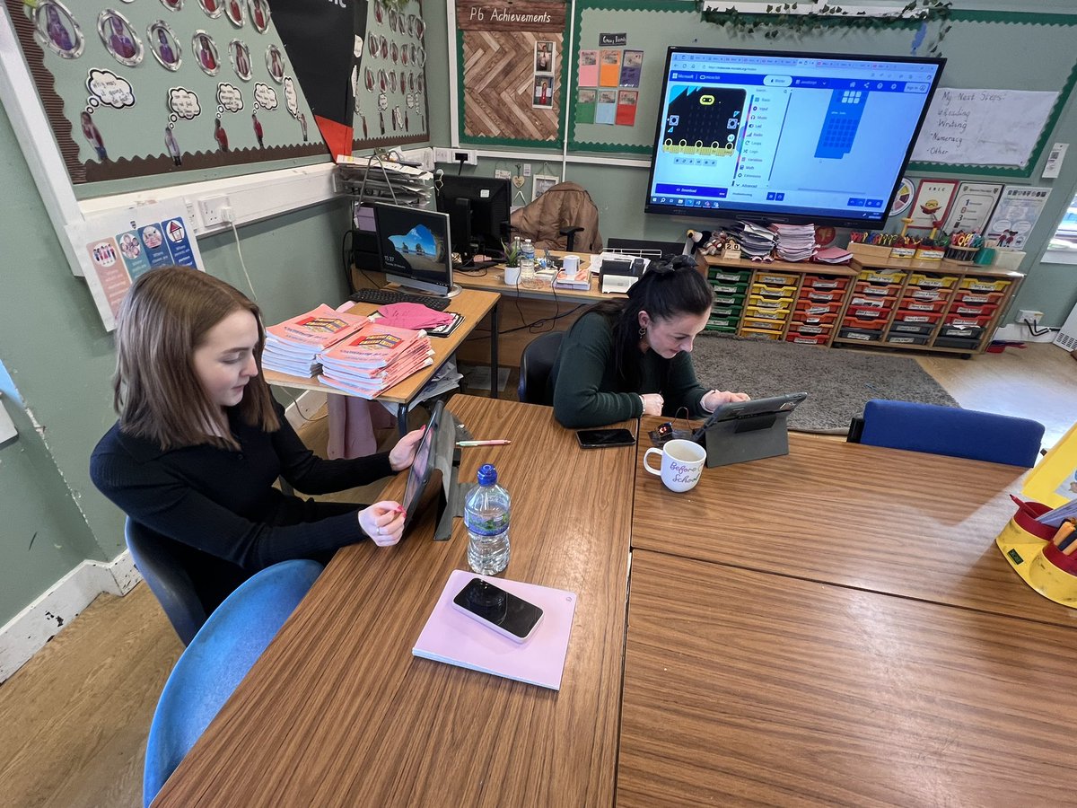 StFXDigitalDreamTeam tweet media