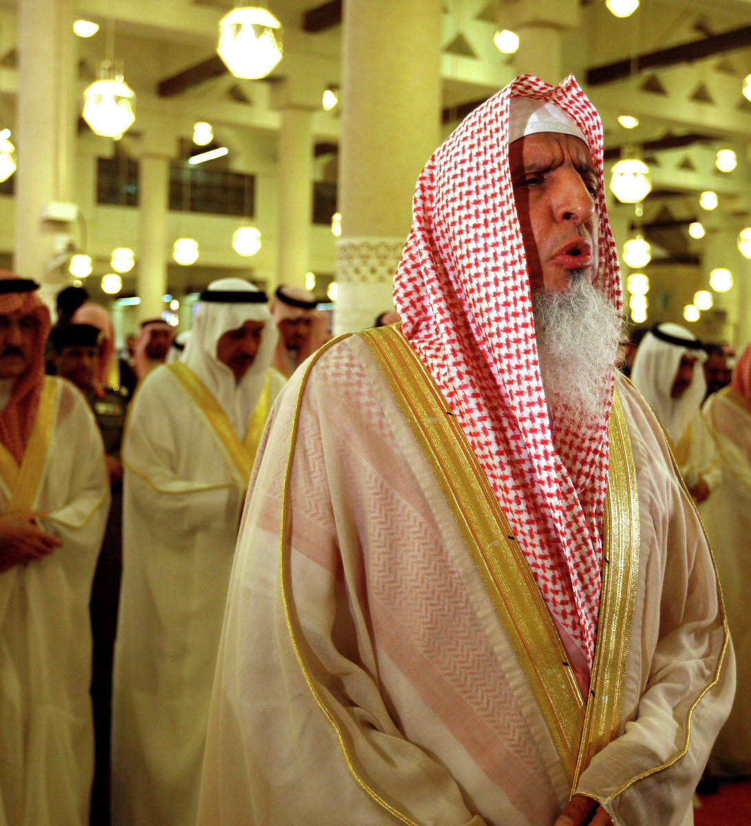 koshercockney's tweet image. 🚨 The Grand Mufti of Saudi Arabia has spoken about the scenes in Gaza today of Palestinians cheering on the coffins of the Bibas Family and Oded Lifschitz:

"What we saw today in Gaza is a disgrace to Islam, an act of blasphemy against Allah."