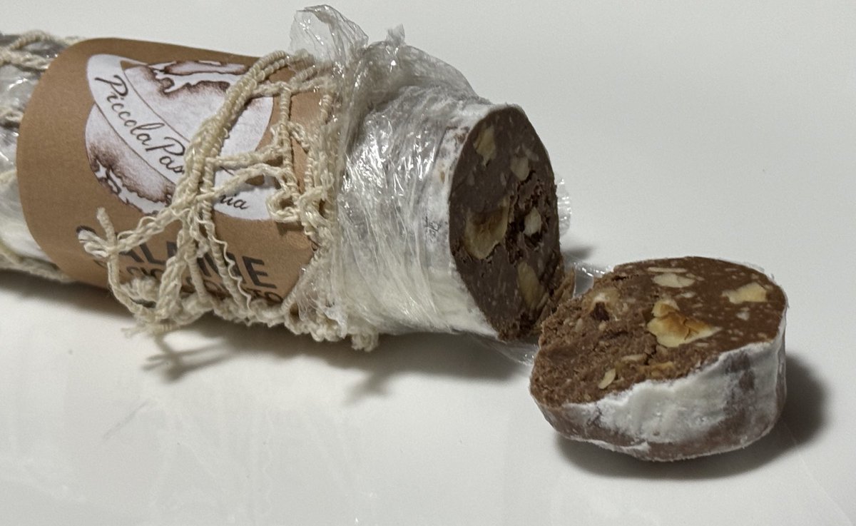 CALI_choco's tweet image. やっぱり美味しいー
シヤワセな時間でした☆
久しぶりのサラミ
口溶けの良さ旨みピカイチ