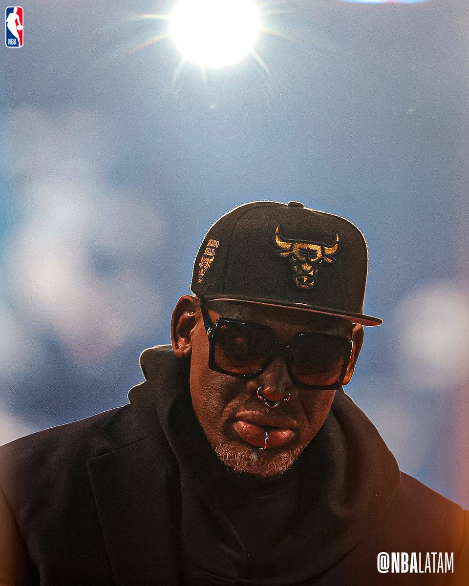 NBALatam's tweet image. La ceremonia de la #NBA75 dejó imágenes para el recuerdo 😍

[20/2/2022]