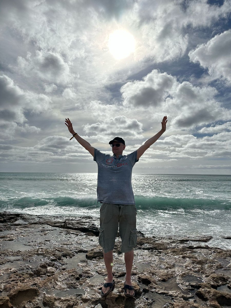 Oliver Brett tweet media