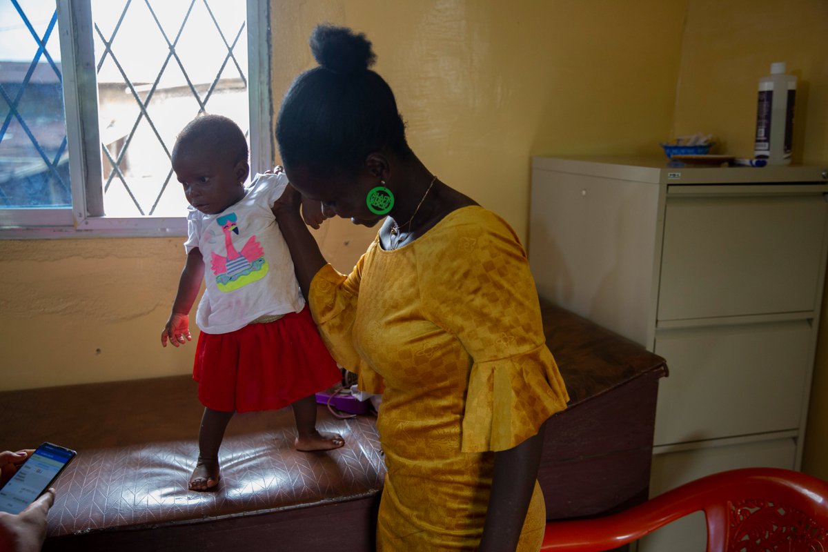 MiracleFeet tweet media