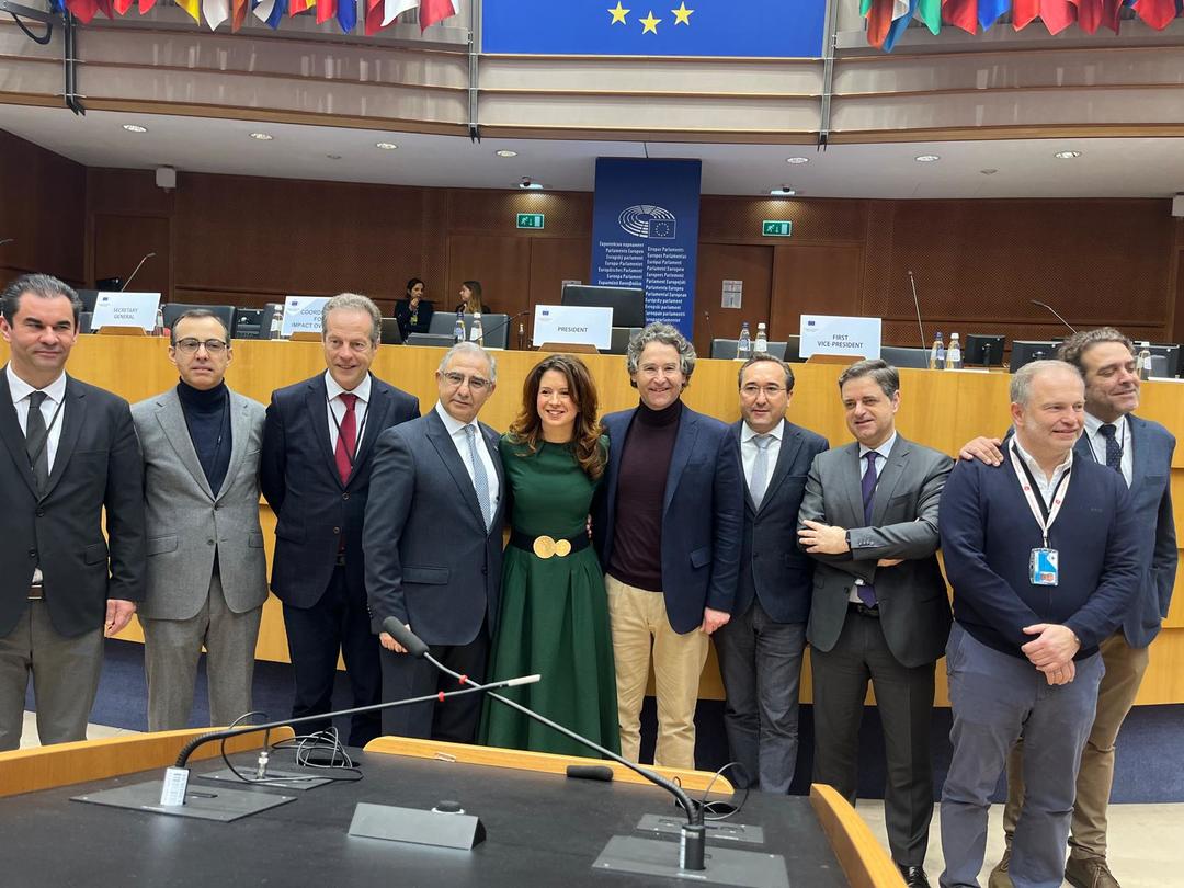 José Ribau Esteves (@prescmaveiro) on Twitter photo Assumi hoje as funções de Vice-Presidente da Delegação de Portugal no <a href="/EU_CoR/">European Committee of the Regions</a> . Durante este novo mandato participarei como membro das Comissões COTER e da ECON.É com muito gosto e sentido de responsabilidade que assumo funções, dando seguimento ao trabalho realizado desde 2014. Assumi hoje as funções de Vice-Presidente da Delegação de Portugal no <a href="/EU_CoR/">European Committee of the Regions</a> . Durante este novo mandato participarei como membro das Comissões COTER e da ECON.É com muito gosto e sentido de responsabilidade que assumo funções, dando seguimento ao trabalho realizado desde 2014.