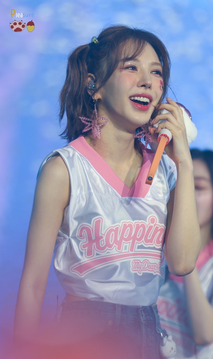 pleasure_94z's tweet photo. 오늘은 승완이의 날:)

#BestEverWendyDay
#HAPPYWENDYDAY
#온세상이_웬디로_물들어
#레드벨벳 #RedVelvet
#웬디 #WENDY https://t.co/9X1OWO9T9e