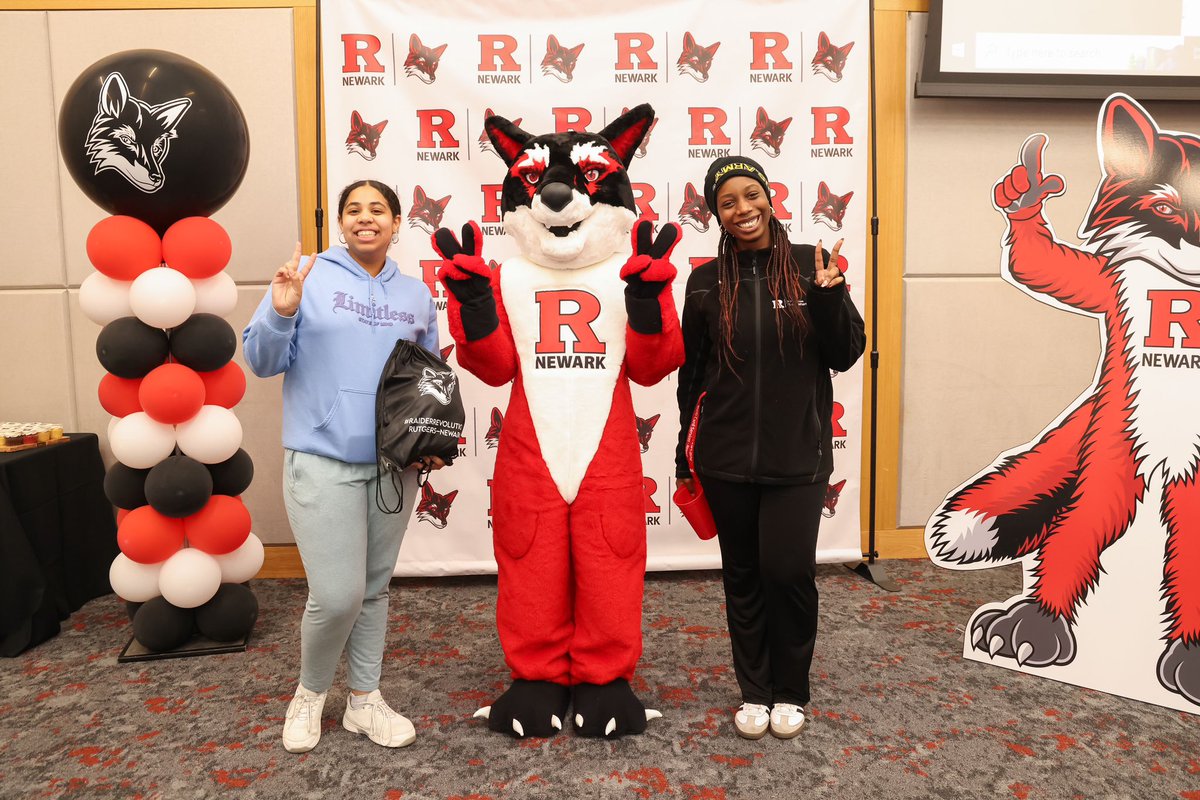 👀 Soooo, we did 🗞 TWO BIG THINGS  🗞  Big Thing #1: MEET OUR NEW MASCOT!!! #SameSpiritNewFox  ❤️🤍 A #RaiderRevolution 🦊 🔥 
 
🔗 Read about our #RaiderRevolution: newark.rutgers.edu/student-life/a… 
 
#NewMascot #RaiderRevolution #GlowUp #RaiderFamily #RutgersNewark