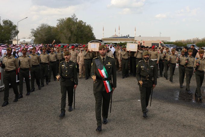 ترند الكويت tweet media