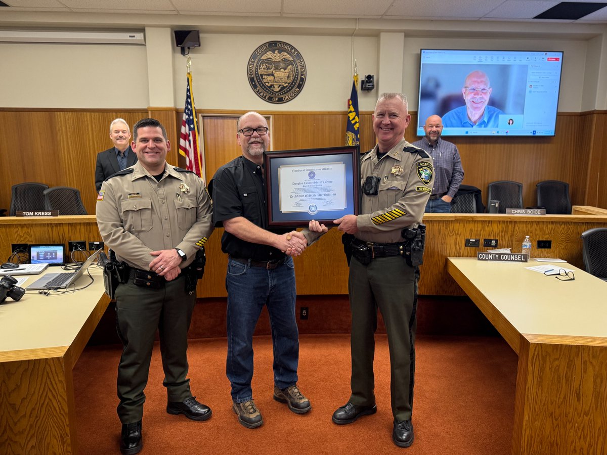 𝐃𝐂𝐒𝐎 𝐀𝐰𝐚𝐫𝐝𝐞𝐝 𝐋𝐚𝐰 𝐄𝐧𝐟𝐨𝐫𝐜𝐞𝐦𝐞𝐧𝐭 𝐀𝐠𝐞𝐧𝐜𝐲 𝐀𝐜𝐜𝐫𝐞𝐝𝐢𝐭𝐚𝐭𝐢𝐨𝐧 𝐛𝐲 𝐍𝐨𝐫𝐭𝐡𝐰𝐞𝐬𝐭 𝐀𝐜𝐜𝐫𝐞𝐝𝐢𝐭𝐚𝐭𝐢𝐨𝐧 𝐀𝐥𝐥𝐢𝐚𝐧𝐜𝐞

Read the story at: flashalert.net/id/dcso